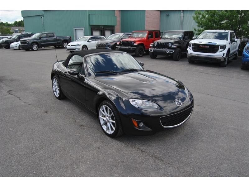 2011 Mazda Miata - Image 14