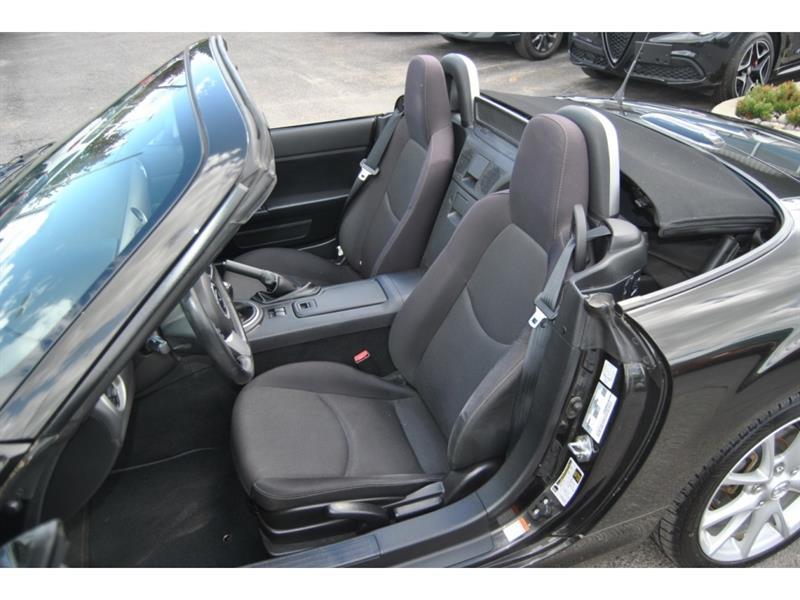 2011 Mazda Miata - Image 17