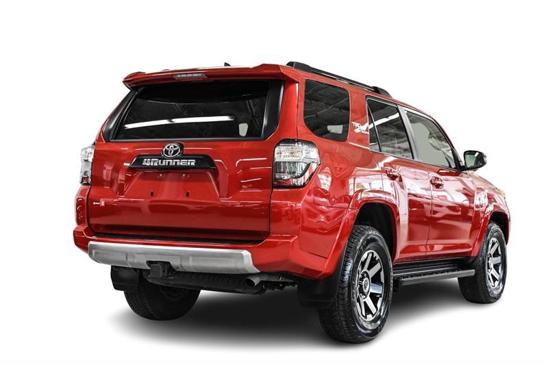 2022 Toyota 4Runner - Image 8