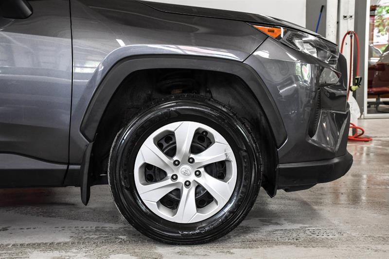 2021 Toyota RAV4 - Image 6