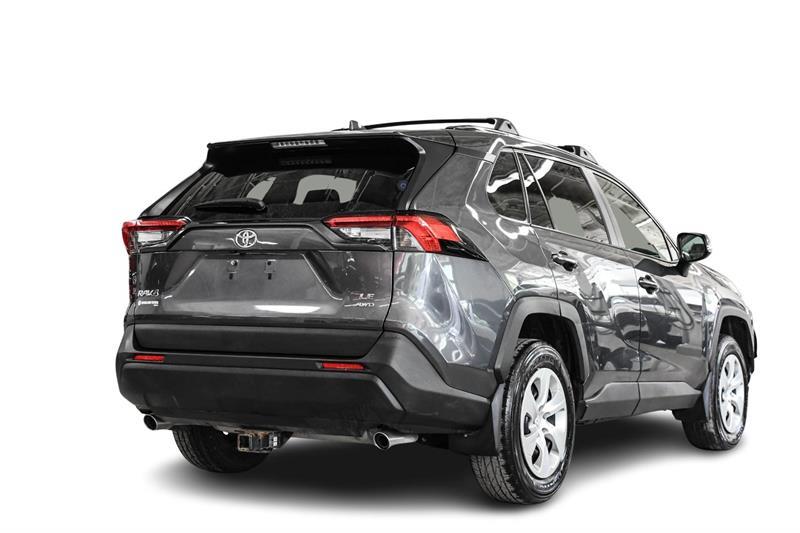 2021 Toyota RAV4 - Image 8