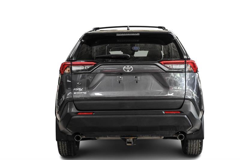 2021 Toyota RAV4 - Image 10