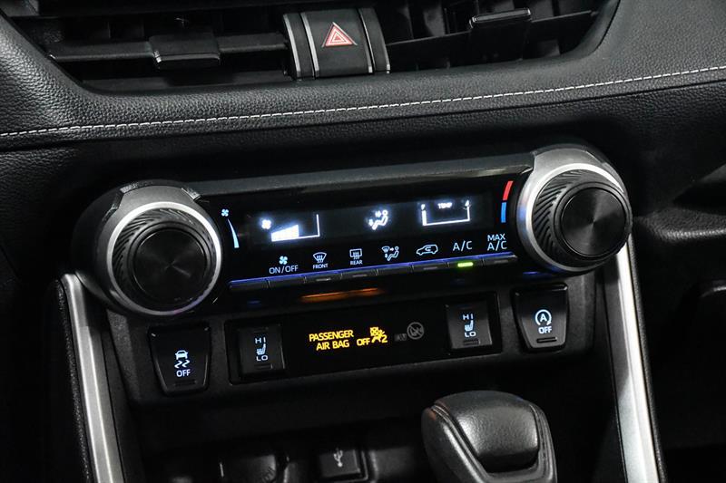 2021 Toyota RAV4 - Image 31