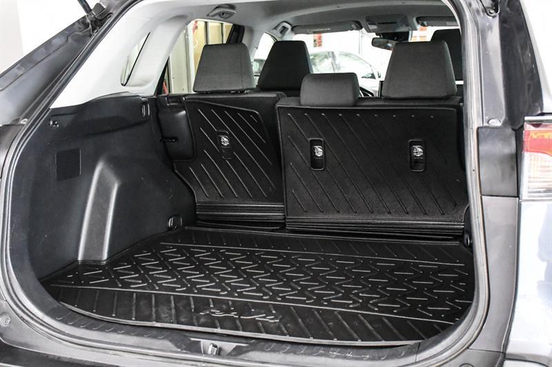2021 Toyota RAV4 - Image 33