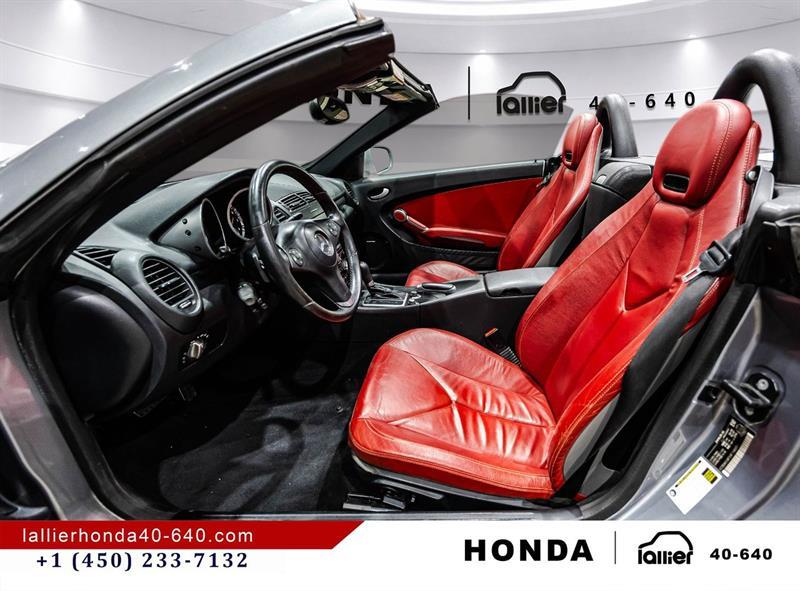 2009 Mercedes-Benz SLK - Image 16