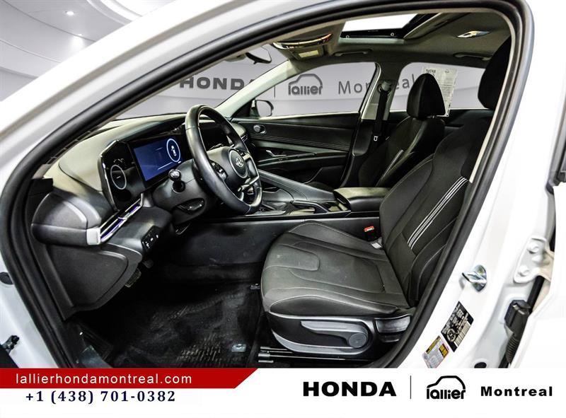 2023 Hyundai Elantra - Image 20