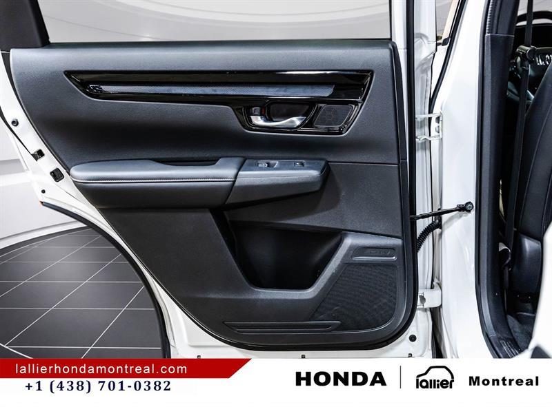 2025 Honda CR-V - Image 13