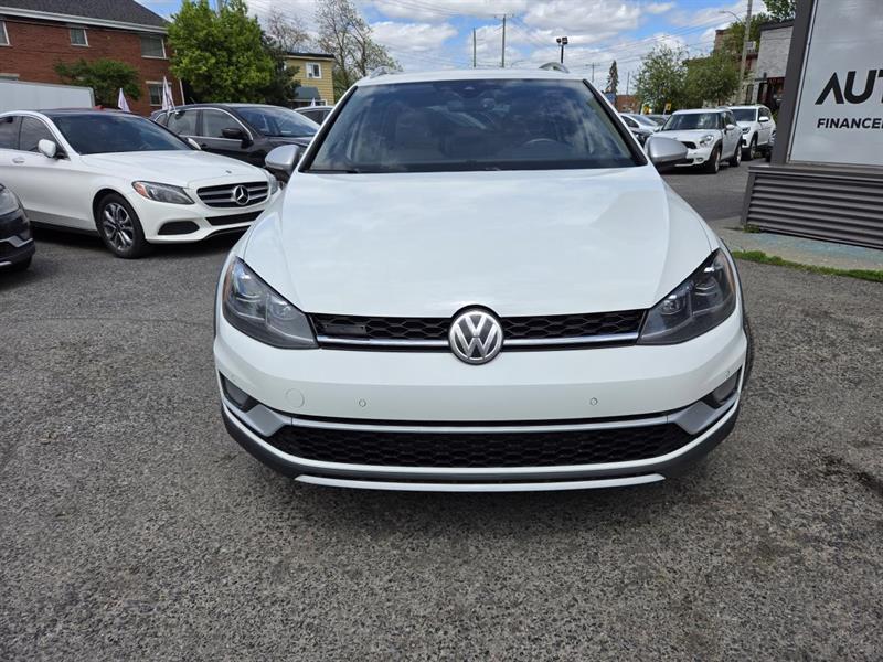 2019 Volkswagen Golf - Image 3
