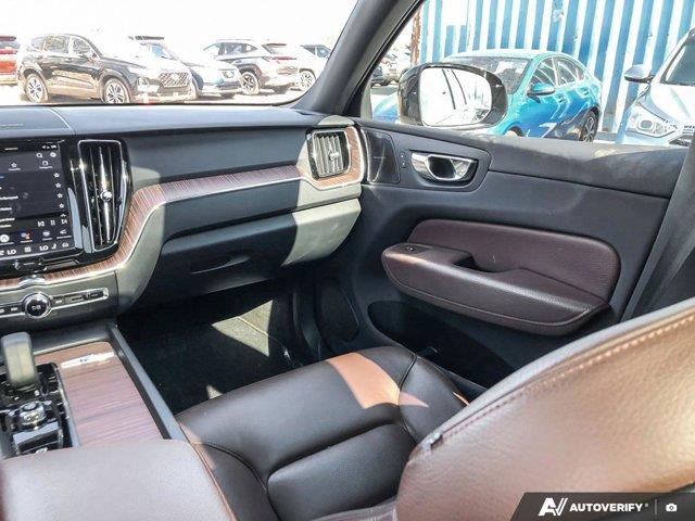 volvo XC60 Recharge 2022 - 24