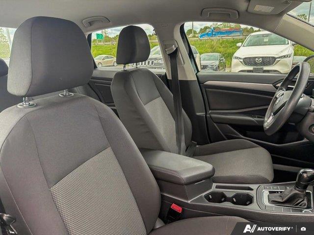 volkswagen Jetta 2019 - 25