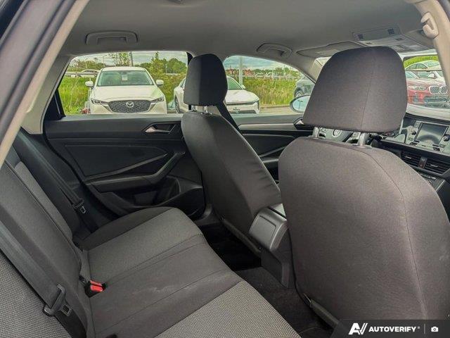 volkswagen Jetta 2019 - 26