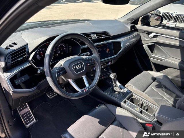audi Q3 2021 - 16