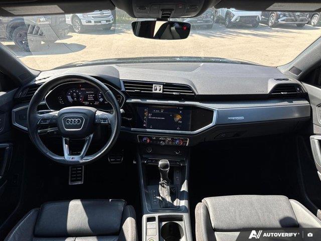 audi Q3 2021 - 27