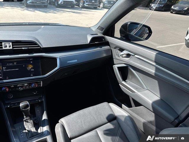 audi Q3 2021 - 28