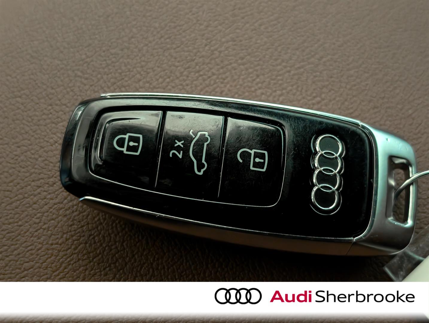 audi Q8 2022 - 25