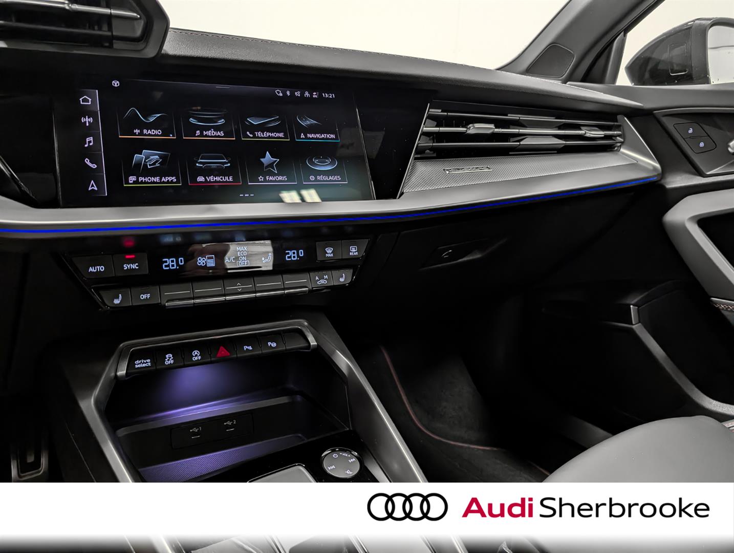 audi S3 Sedan 2023 - 12