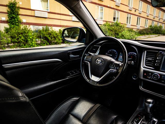 toyota Highlander 2017 - 31