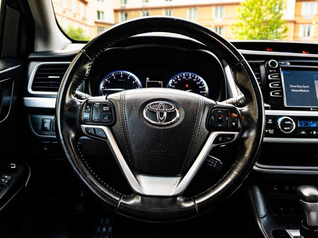 toyota Highlander 2017 - 32