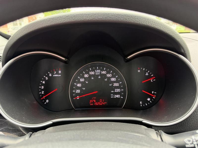 kia Sorento 2015 - 11