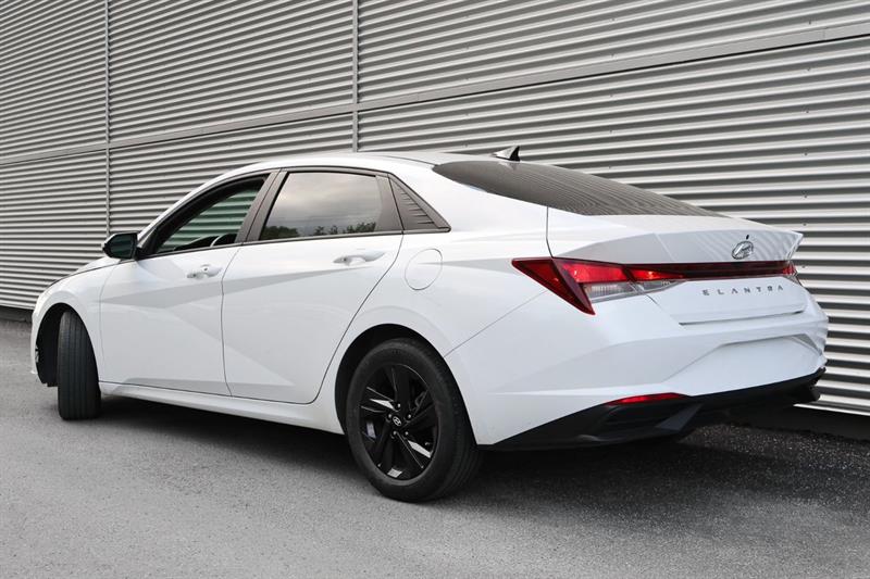 hyundai Elantra 2022 - 8