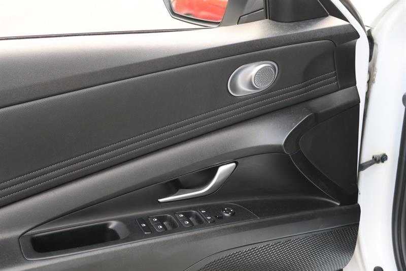 hyundai Elantra 2022 - 11