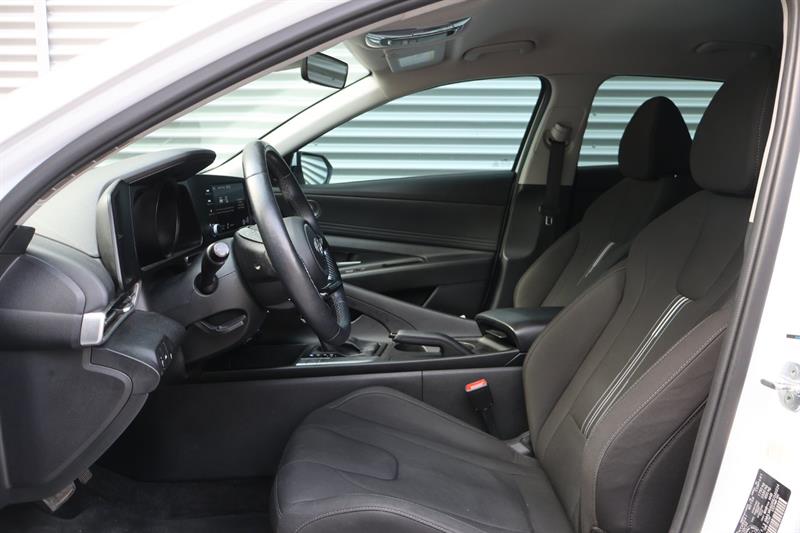 hyundai Elantra 2022 - 12