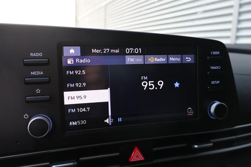 hyundai Elantra 2022 - 19
