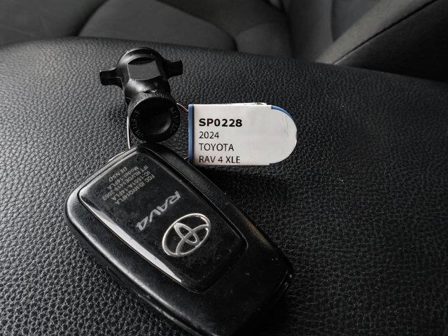 toyota RAV4 2024 - 29