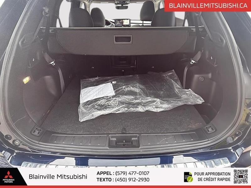 mitsubishi Outlander 2025 - 26