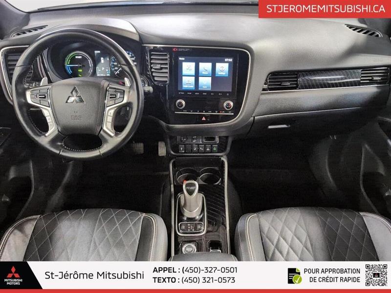 mitsubishi Outlander rechargeable 2020 - 13