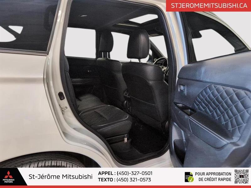 mitsubishi Outlander rechargeable 2020 - 19