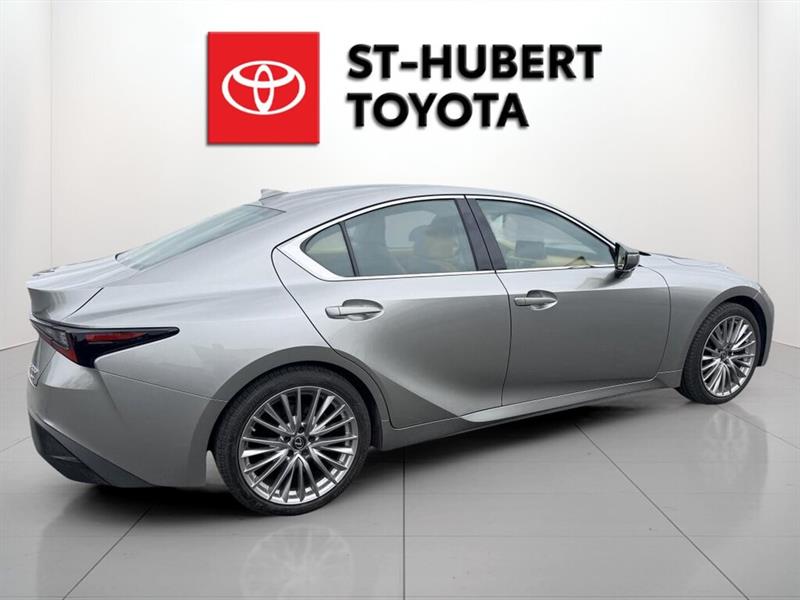 lexus IS 300 2021 - 5