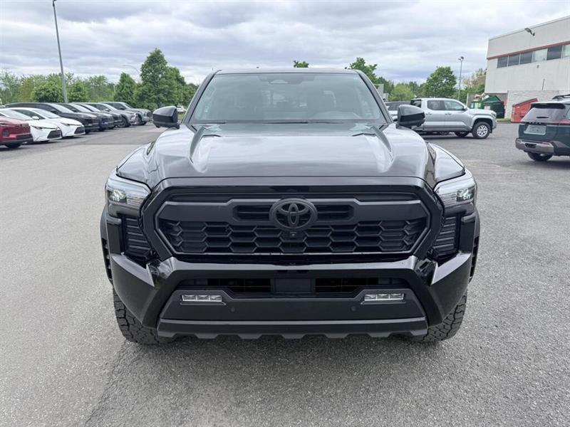 toyota Tacoma 2025 - 8