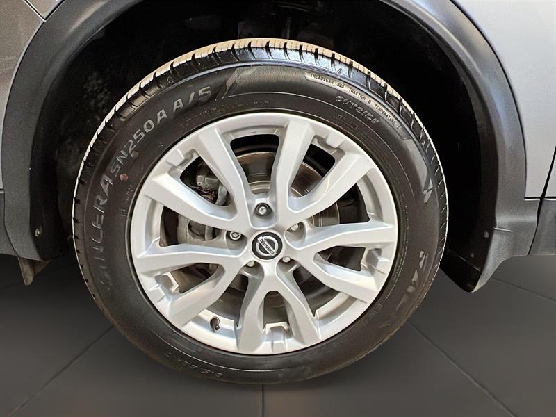 nissan Qashqai 2023 - 25