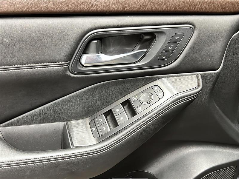 nissan Rogue 2023 - 25
