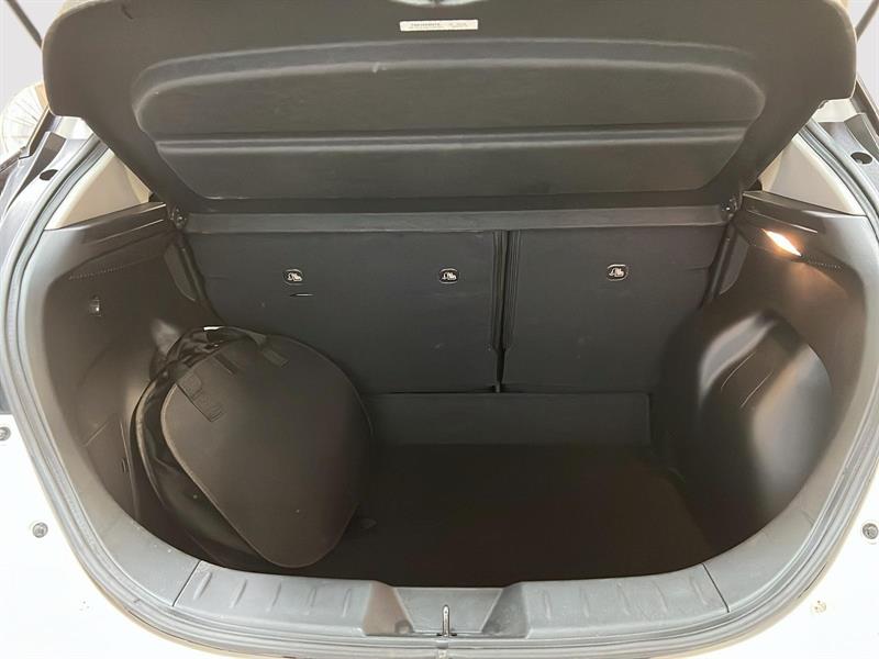 nissan LEAF 2024 - 12