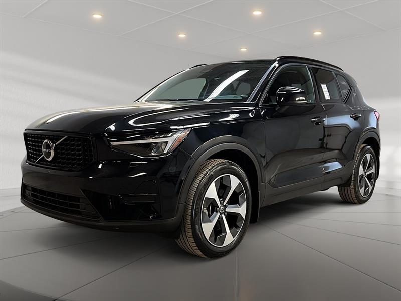 volvo XC40 2024