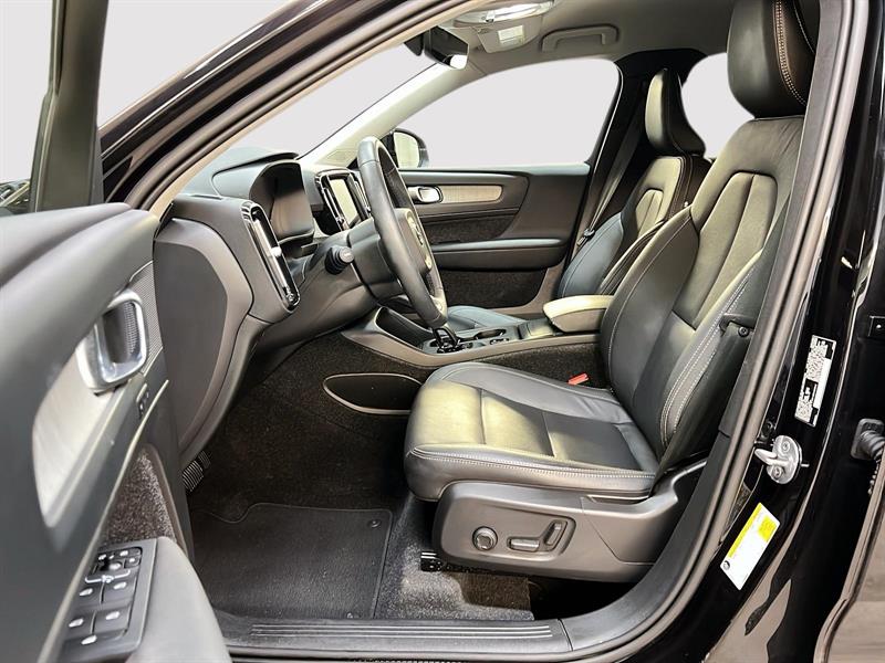 volvo XC40 2024 - 7