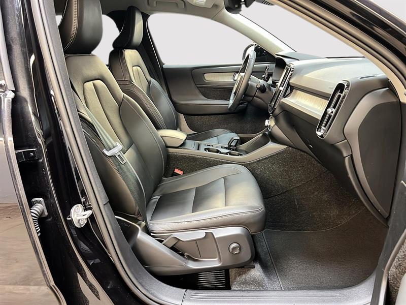 volvo XC40 2024 - 8