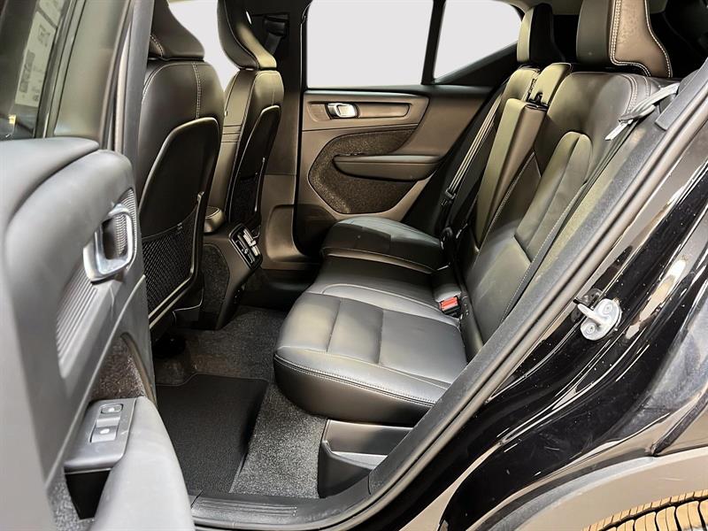 volvo XC40 2024 - 9