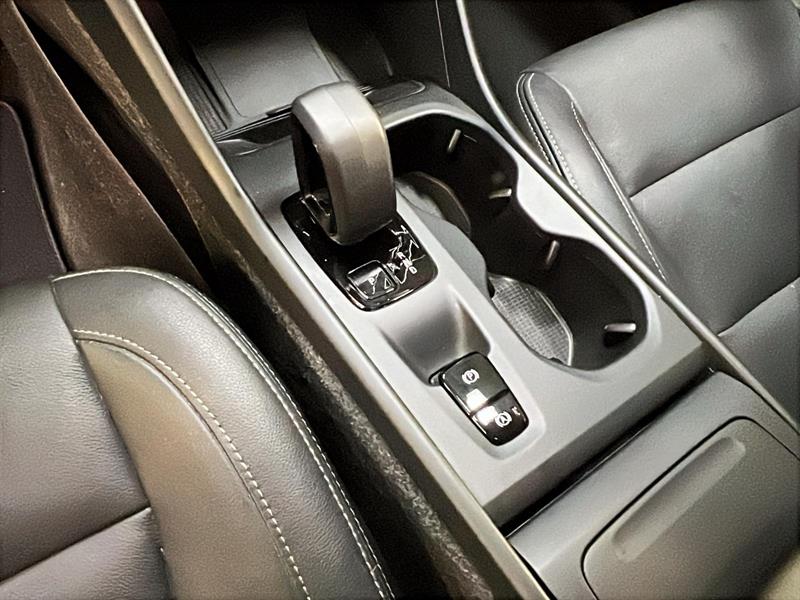 volvo XC40 2024 - 14