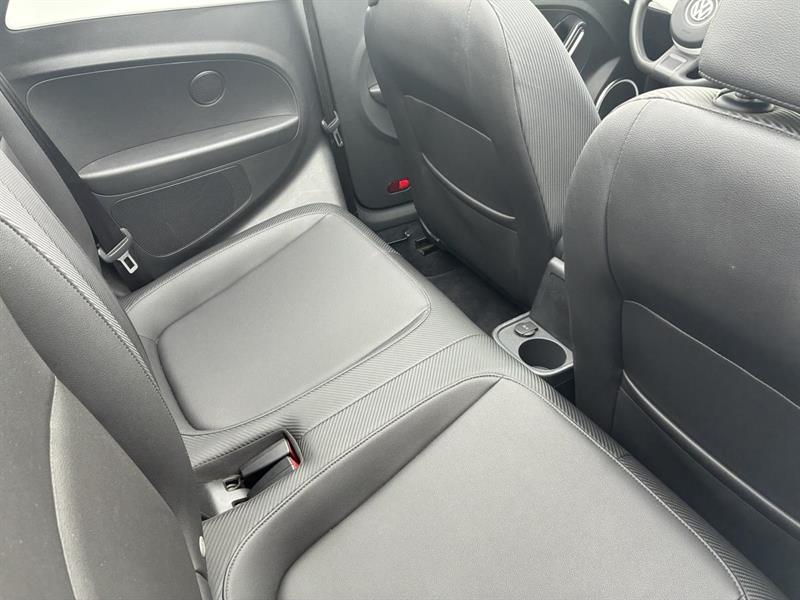 volkswagen Beetle Convertible 2015 - 16