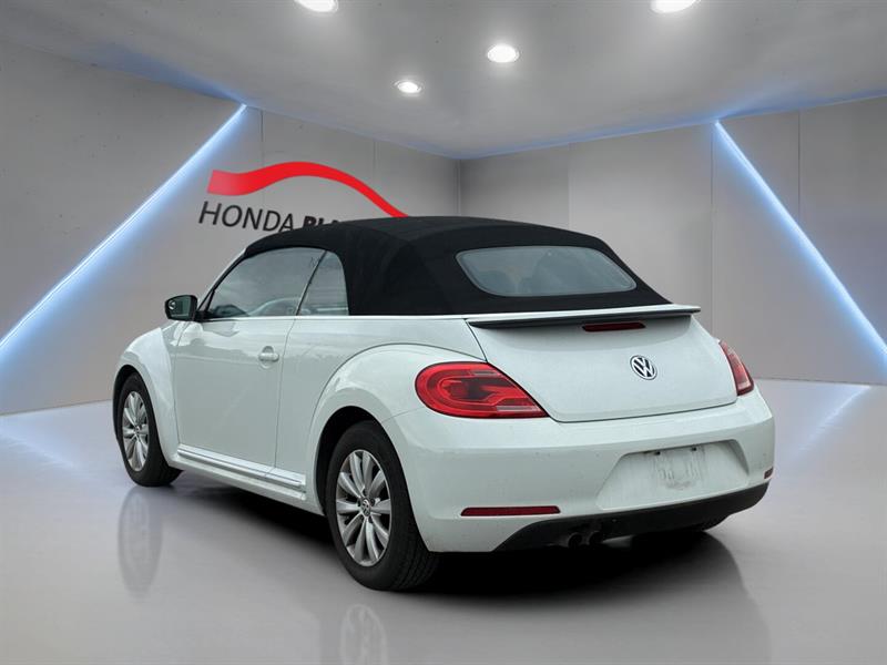 volkswagen Beetle Convertible 2015 - 24