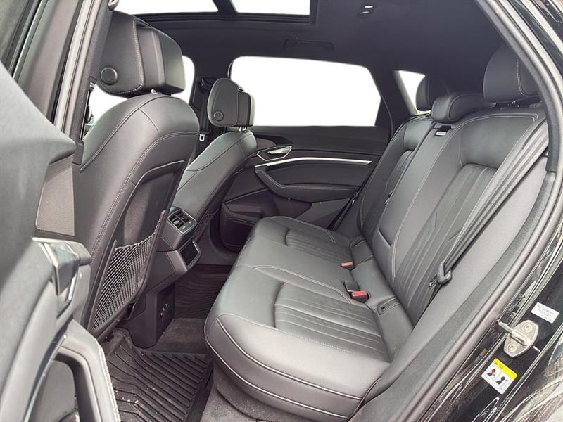 audi e-tron 2022 - 9