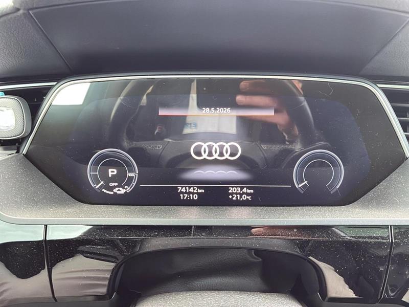 audi e-tron 2022 - 15