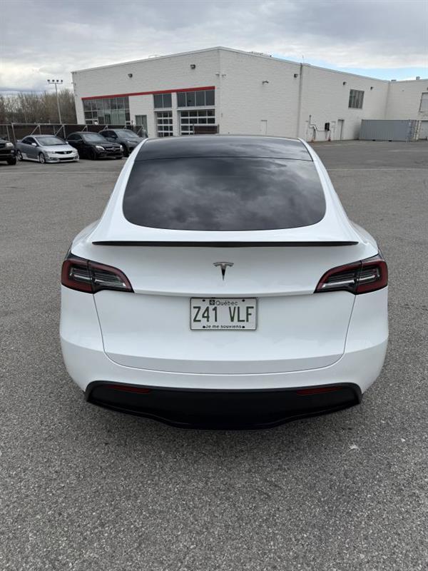 tesla Model Y 2023 - 3