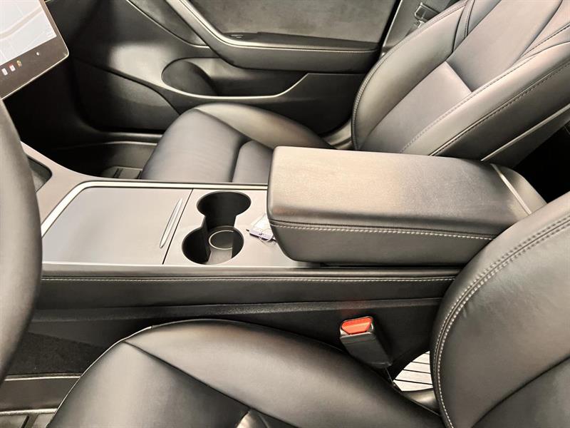 tesla Model 3 2021 - 21