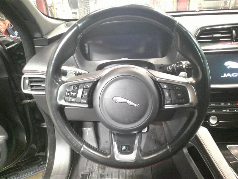 jaguar F-PACE 2018 - 16