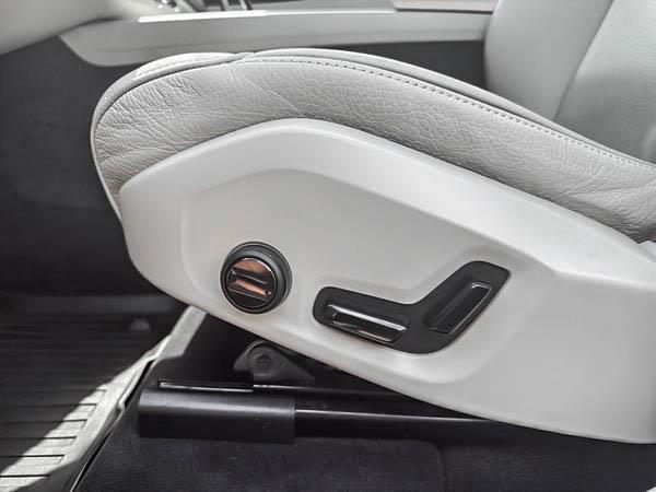 volvo XC60 Recharge 2024 - 16