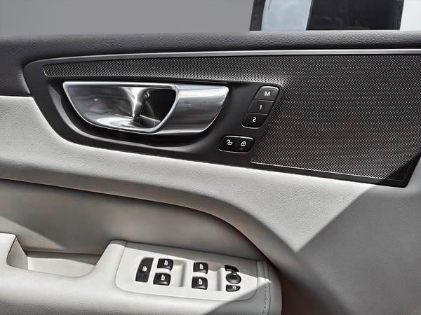 volvo XC60 Recharge 2024 - 17